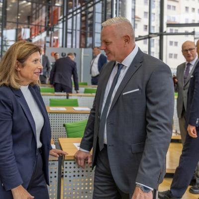 Kollegin Martina Jost und Kollege H. Gumprecht