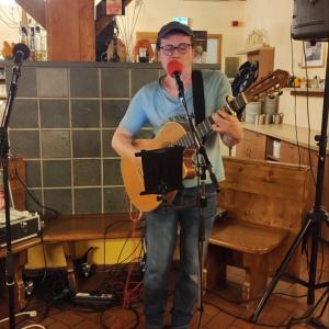 Yann Song King trat auf