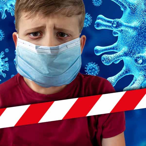 Junge mit Maske (Symbolbild, KI)